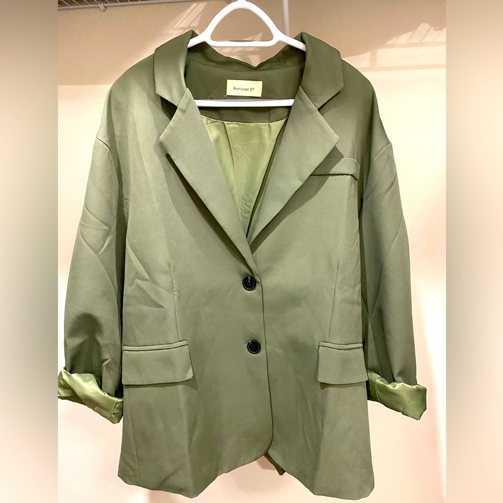 Brand NEW, Unworn, 2023 Korean style jacket, OS size, avocado green